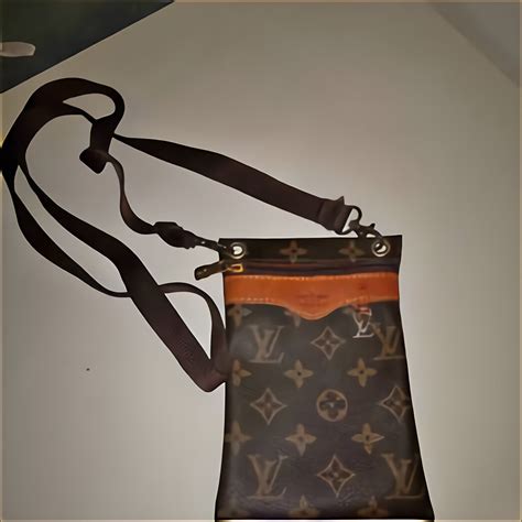 tracolla uomo louis vuitton prezzo|Altro.